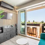 Appartamento Emeraude Vista Mare E Giardino Nel Cuore Del Villaggio Naturista *